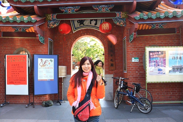 臺北孔廟：【台北景點】台北市孔廟~Q版造型的孔子爺爺公仔好可愛/沒想到孔廟也走這麼古錐的路線