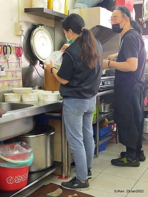 「水某小卷米粉」( NeriticSquid rice noodle store), Taipei, Taiwan, SJKen,