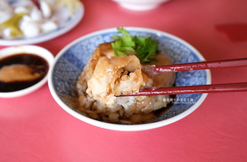 台中清水│清水高家筒仔米糕-清水低調老字號米糕,王塔米糕隔壁 - 藍色起士的美食主義