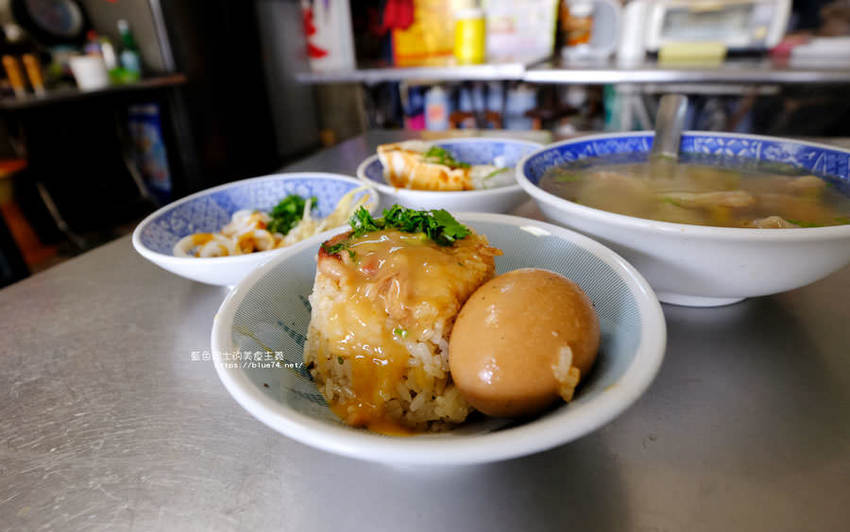 台中清水│清水高家筒仔米糕-清水低調老字號米糕,王塔米糕隔壁 - 藍色起士的美食主義