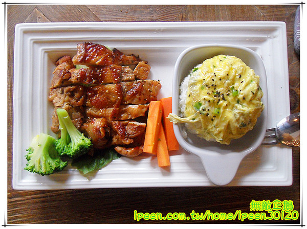 金色三麥:【台南-東區】彷若來到哈利波特的城堡...喝酒聊天的好地方...《金色三麥》 金色三麥:【台南-東區】彷若來到哈利波特的城堡...喝酒聊天的好地方...《金色三麥》