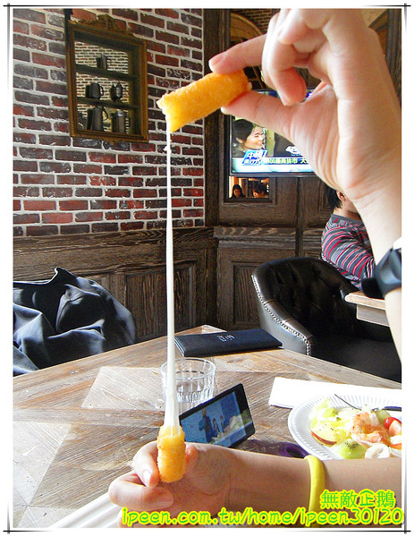 金色三麥:【台南-東區】彷若來到哈利波特的城堡...喝酒聊天的好地方...《金色三麥》 金色三麥:【台南-東區】彷若來到哈利波特的城堡...喝酒聊天的好地方...《金色三麥》