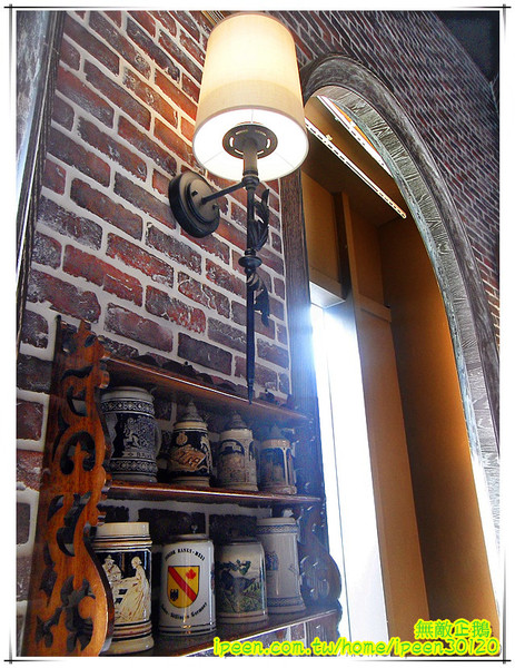 金色三麥:【台南-東區】彷若來到哈利波特的城堡...喝酒聊天的好地方...《金色三麥》 金色三麥:【台南-東區】彷若來到哈利波特的城堡...喝酒聊天的好地方...《金色三麥》