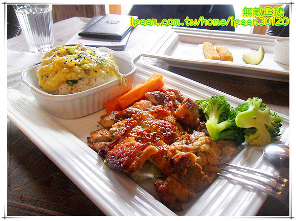 金色三麥:【台南-東區】彷若來到哈利波特的城堡...喝酒聊天的好地方...《金色三麥》 金色三麥:【台南-東區】彷若來到哈利波特的城堡...喝酒聊天的好地方...《金色三麥》