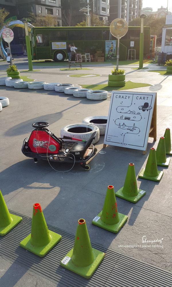 草悟廣場:【觀光景點】好逛好玩又好拍的草悟廣場 in台中