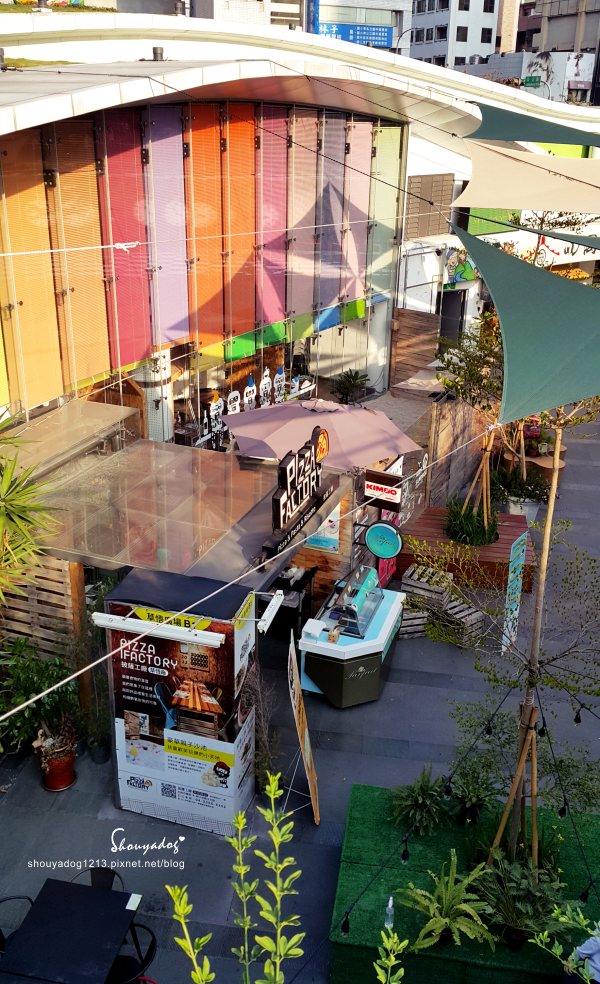 草悟廣場:【觀光景點】好逛好玩又好拍的草悟廣場 in台中