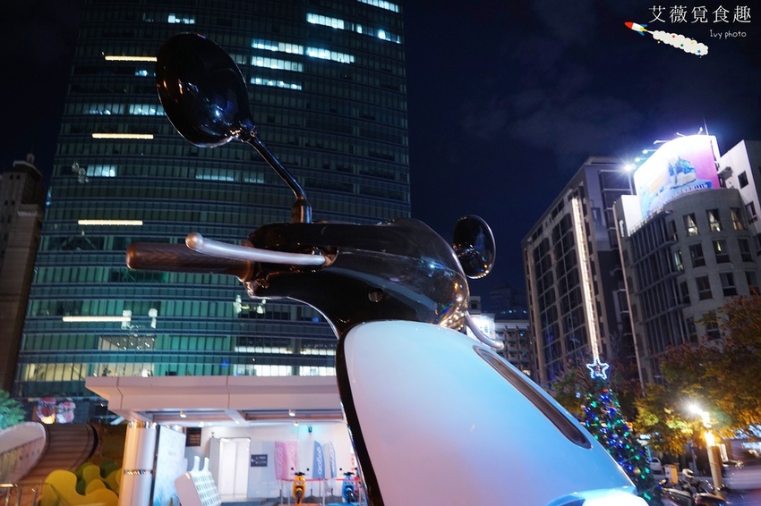 草悟廣場 大型gogoro