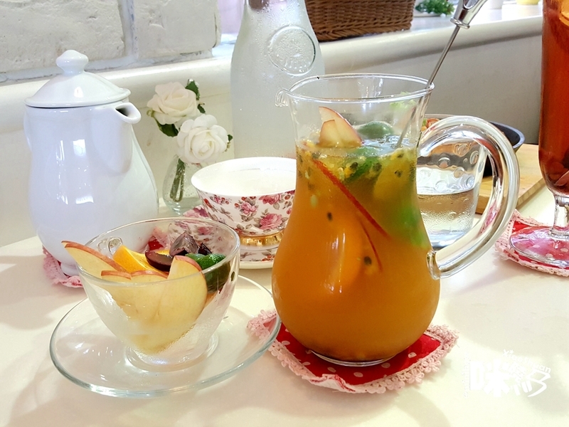 西門町餐廳~台北下午茶 Oyami Cafe 夢幻白馬童話法式鄉村風 義大利麵 鬆餅.jpg - 西門町餐廳~台北下午茶 Oyami Cafe 夢幻白馬童話法式鄉村風 義大利麵 鬆餅