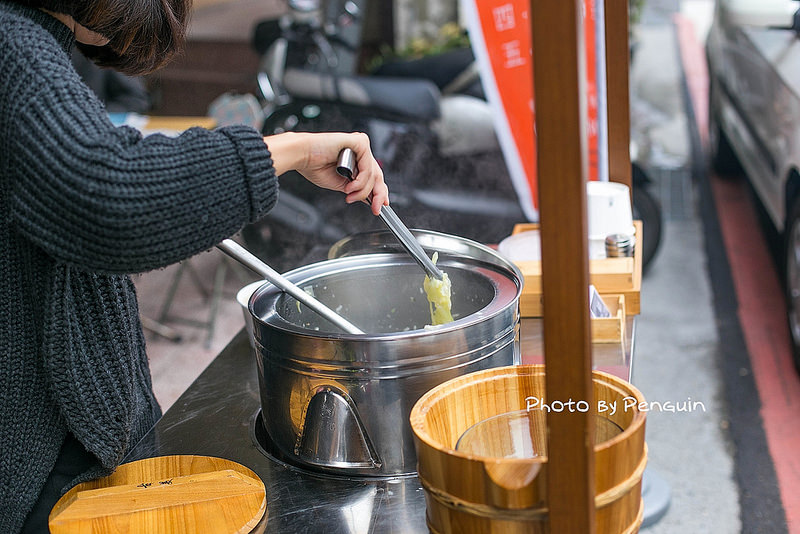 【食在Tainan】早食。暖脾胃的古早味鹹粥。拾穀SO GOOD