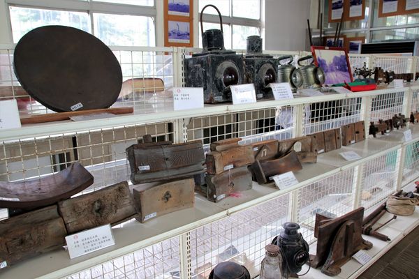 新營鐵道文化園區：【台南景點】新營鐵道文化園區~戀戀五分車的園區懷舊之旅，糖廠古早味冰棒，鐵路迷最愛