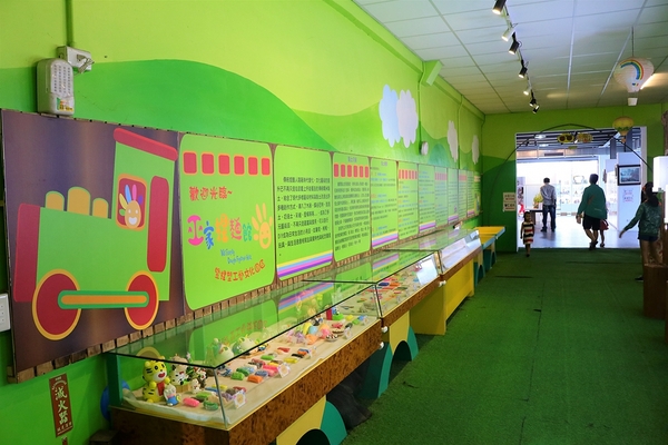 巫家捏麵館：【彰化溪湖景點】巫家捏麵館~搭小火車欣賞整排落羽松，體驗DIY手作樂趣的親子遊