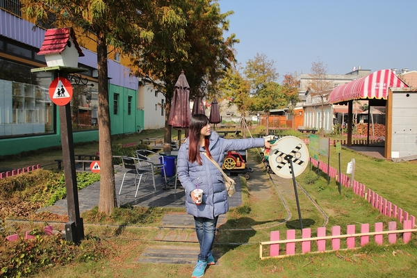 巫家捏麵館：【彰化溪湖景點】巫家捏麵館~搭小火車欣賞整排落羽松，體驗DIY手作樂趣的親子遊