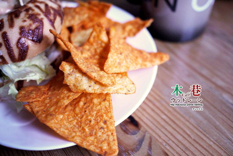 【台中】木巷咖啡-Oaken Cafe ~ 台中逢甲 巷弄轉角中的靜懿空間 享受文藝咖啡香