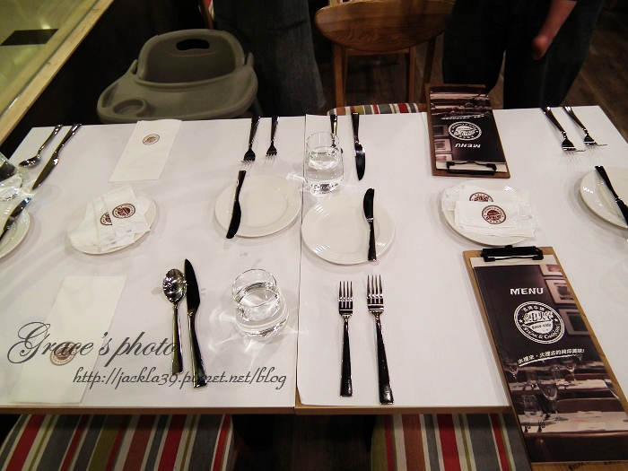 DSCF1054_nEO_IMG.jpg DSCF1054_nEO_IMG.jpg