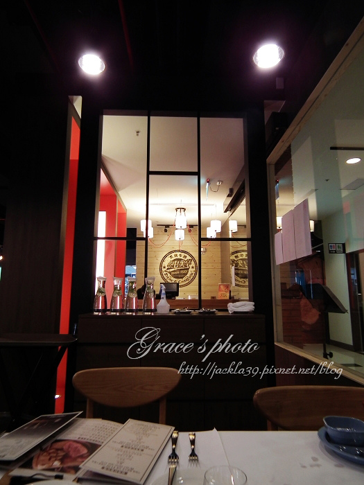 DSCF1061_nEO_IMG.jpg DSCF1061_nEO_IMG.jpg