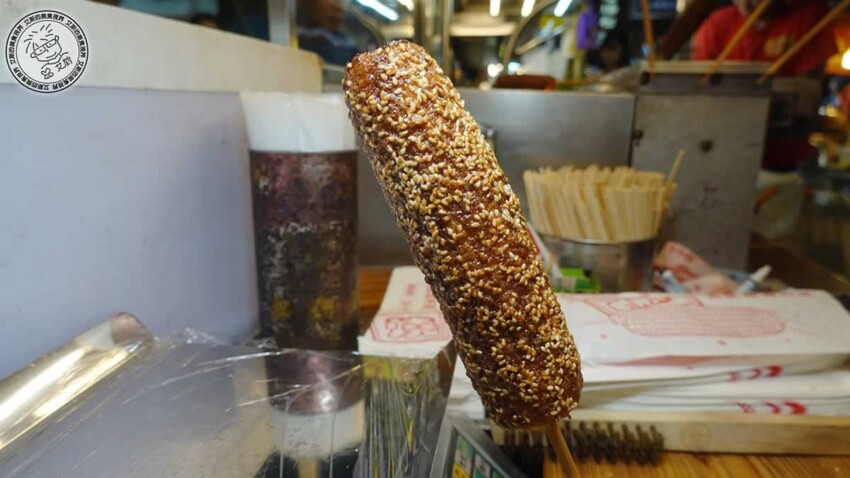 饒河街夜市美食懶人包！台北人必吃心心腸粉、藥燉排骨、烤玉米推薦。