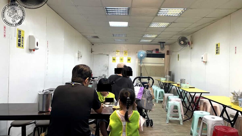 饒河街夜市美食懶人包！台北人必吃心心腸粉、藥燉排骨、烤玉米推薦。