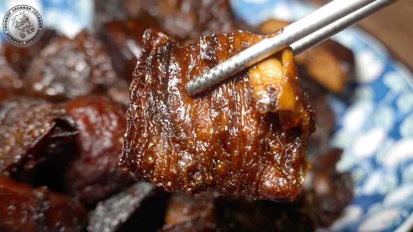 饒河街夜市美食懶人包！台北人必吃心心腸粉、藥燉排骨、烤玉米推薦。