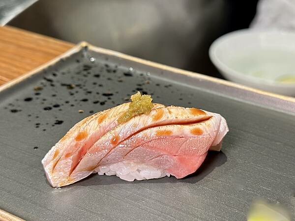 台北市中山區[台北美食] 日料界的保時捷「鮨一 Sushi ichi」十九道日式料理精彩呈現 #中山國中站 #中山區 #台北日本料理