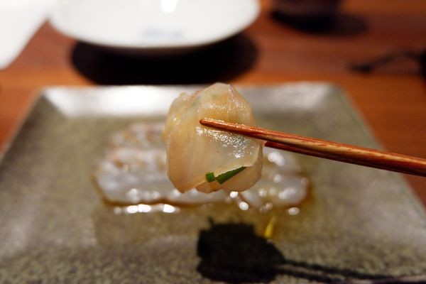 【食記】台北・中山國中｜鮨一Sushi ichi 日式無菜單料理，當天新鮮食材變出一道道驚喜佳餚！高品質握壽司、生魚片讓你呷罷霸！