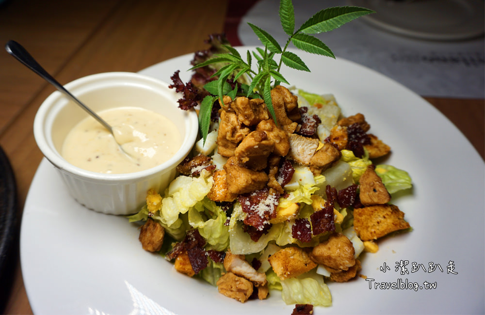 台中一日遊》IG打卡景點.中科美食.踏青.溜小孩.免費景點一次滿足!推薦路線:米蘭街義式小館+中科商圈假日文創市集+台中都會公園+ UNO貨櫃市集 - 小潔趴趴走旅遊札記