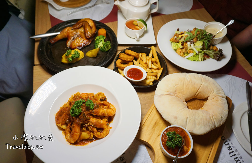 台中一日遊》IG打卡景點.中科美食.踏青.溜小孩.免費景點一次滿足!推薦路線:米蘭街義式小館+中科商圈假日文創市集+台中都會公園+ UNO貨櫃市集 - 小潔趴趴走旅遊札記