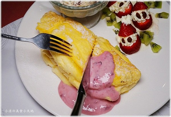 milano米蘭街義式小館(中科店)：台中西屯』米蘭街義式小館║中科美食推薦，精緻義式料理、排餐、還有午茶限定舒芙蕾鬆餅，療癒系甜點!