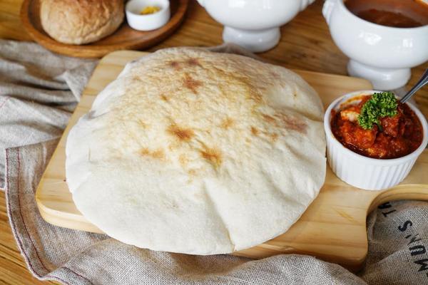 milano米蘭街義式小館(中科店)：【台中美食】Milano米蘭街義式小館位於中科商圈 有多款手工義大利麵條，還有美味的現烤雙拼披薩！