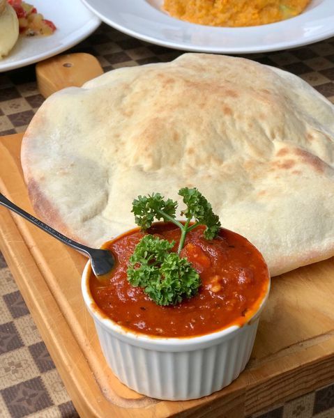 【米蘭街義式小館】台中中科-團體聚餐好選擇｜手工窯烤披薩｜海膽燉飯