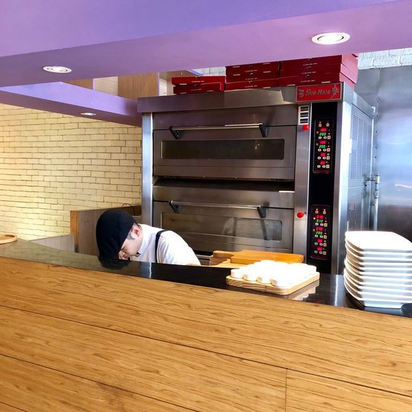 【米蘭街義式小館】台中中科-團體聚餐好選擇｜手工窯烤披薩｜海膽燉飯