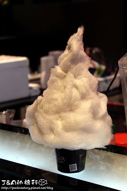 GLAMAIR：【台北】GLAM AIR--浪漫彩虹棉花糖和濃郁香蕉霜淇淋~