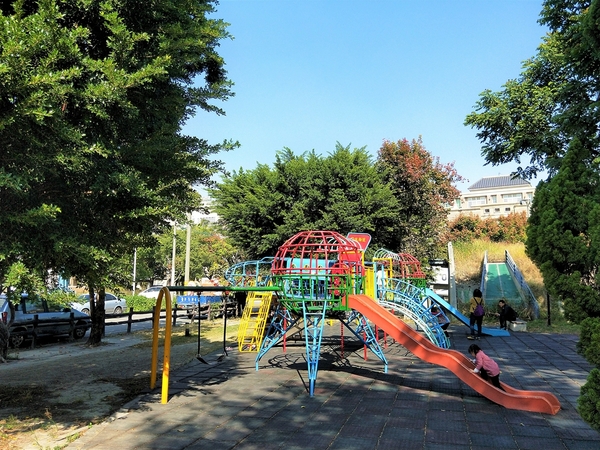 彰化溪湖軍機公園：【彰化溪湖景點】軍機公園~軍方報廢幾架老舊型飛機，讓飛機迷及旅人們，能有機會更近一步接觸