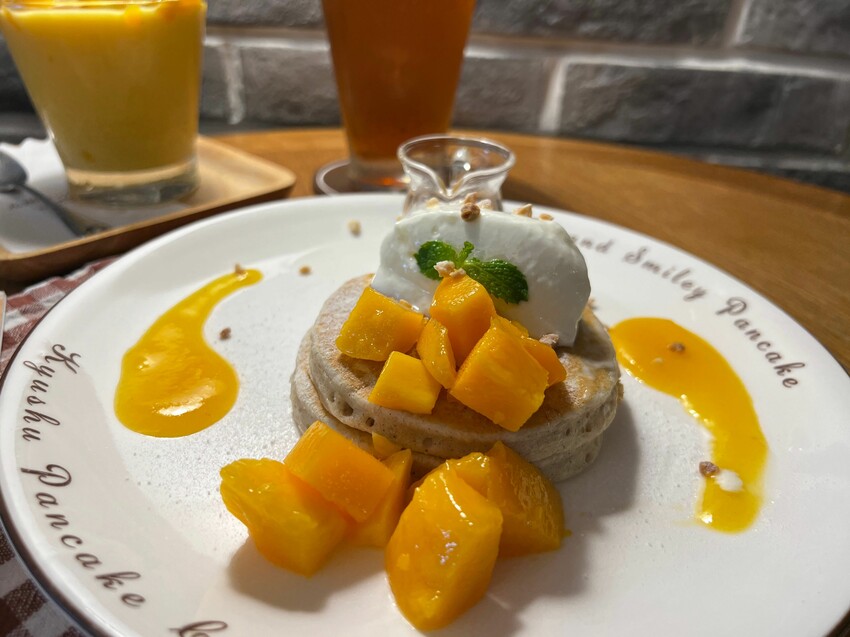 【台北】松山美食｜九州鬆餅Cafe 金夏熱帶水果派對 今夏必吃夏季限定餐點 季節芒果x鳳梨 濃順果香 好想趕快咬一口！
