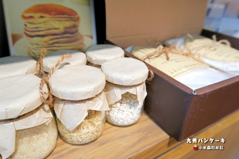 【捷運南京三民站】九州パンケーキ 九州鬆餅咖啡店Kyushu Pancake~日本最好吃的鬆餅，吃了讓人還想再吃~♥