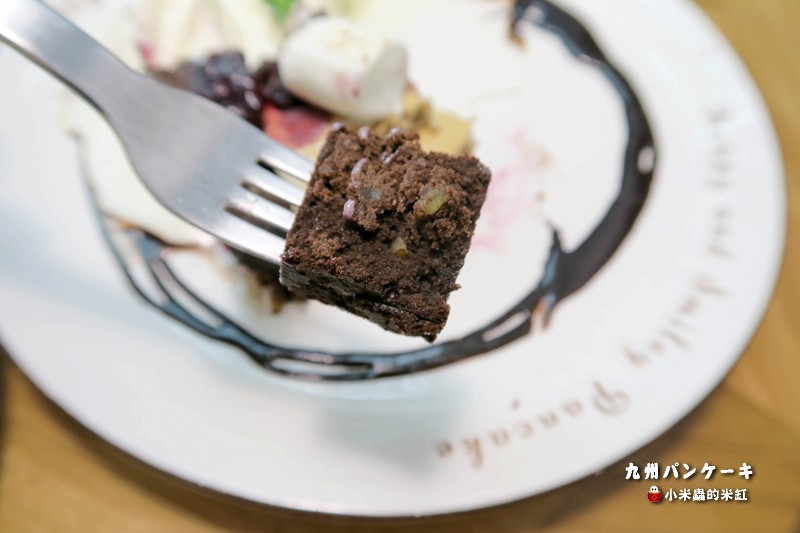 【捷運南京三民站】九州パンケーキ 九州鬆餅咖啡店Kyushu Pancake~日本最好吃的鬆餅，吃了讓人還想再吃~♥