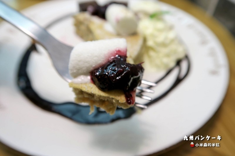 【捷運南京三民站】九州パンケーキ 九州鬆餅咖啡店Kyushu Pancake~日本最好吃的鬆餅，吃了讓人還想再吃~♥