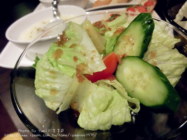 艾德華貝拉美式廚房:【邀稿】台中北區五常街餐廳!推薦→手工桿皮美味披薩讓我念念不忘@艾德華貝拉美式廚房E& B Kitchen 艾德華貝拉美式廚房:【邀稿】台中北區五常街餐廳!推薦→手工桿皮美味披薩讓我念念不忘@艾德華貝拉美式廚房E& B Kitchen