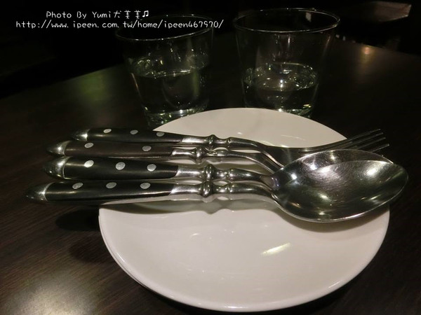 艾德華貝拉美式廚房:【邀稿】台中北區五常街餐廳!推薦→手工桿皮美味披薩讓我念念不忘@艾德華貝拉美式廚房E& B Kitchen 艾德華貝拉美式廚房:【邀稿】台中北區五常街餐廳!推薦→手工桿皮美味披薩讓我念念不忘@艾德華貝拉美式廚房E& B Kitchen