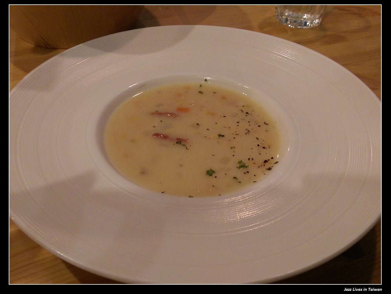 [生活小事餐酒館] 有特色的義式餐館, 服務與餐點都是泰山地區一等一的阿~