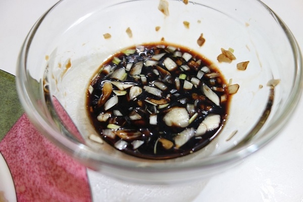 芋包芋臘味芋頭糕:(內有贈品)芋包芋 餡料飽滿吃的到臘味芋頭香~臘味芋頭禮盒~ 芋包芋臘味芋頭糕:(內有贈品)芋包芋 餡料飽滿吃的到臘味芋頭香~臘味芋頭禮盒~