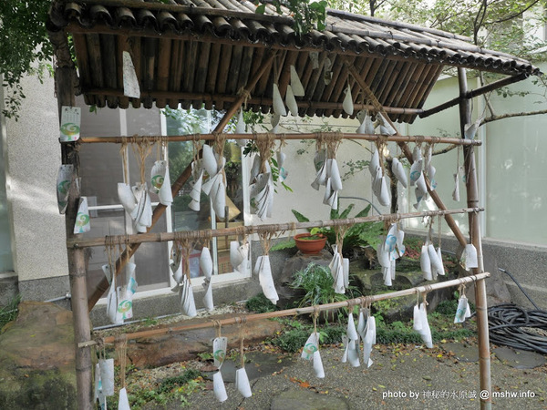 禪與松休閒養生會館:【景點】南投禪與松休閒養身會館@水里 : 最後的秘境?! 私人招待所變身檜木屋度假山莊 禪與松休閒養生會館:【景點】南投禪與松休閒養身會館@水里 : 最後的秘境?! 私人招待所變身檜木屋度假山莊