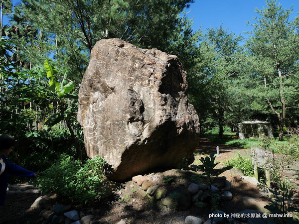 禪與松休閒養生會館:【景點】南投禪與松休閒養身會館@水里 : 最後的秘境?! 私人招待所變身檜木屋度假山莊 禪與松休閒養生會館:【景點】南投禪與松休閒養身會館@水里 : 最後的秘境?! 私人招待所變身檜木屋度假山莊