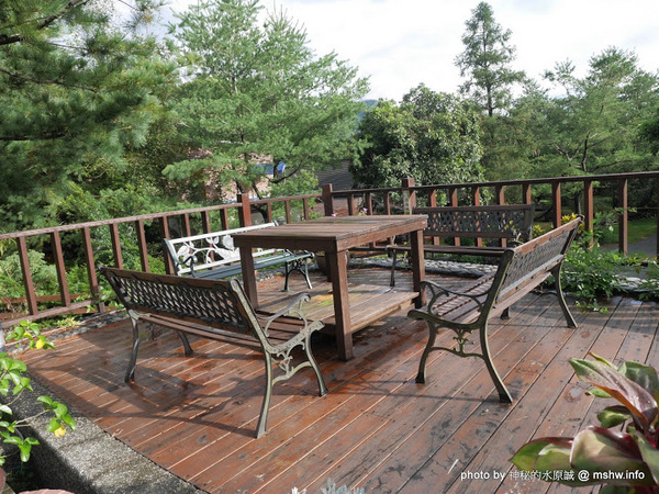 禪與松休閒養生會館:【景點】南投禪與松休閒養身會館@水里 : 最後的秘境?! 私人招待所變身檜木屋度假山莊 禪與松休閒養生會館:【景點】南投禪與松休閒養身會館@水里 : 最後的秘境?! 私人招待所變身檜木屋度假山莊