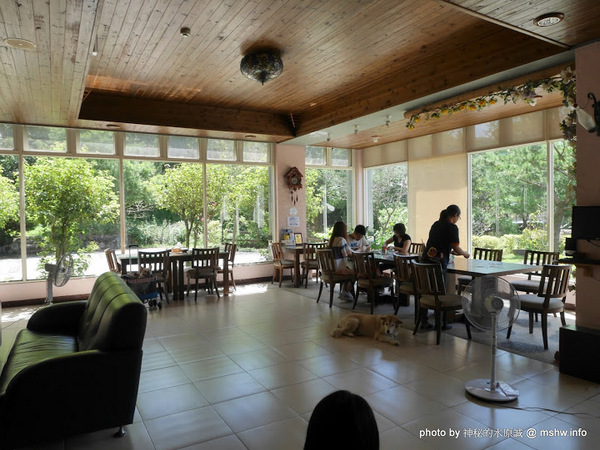 禪與松休閒養生會館:【景點】南投禪與松休閒養身會館@水里 : 最後的秘境?! 私人招待所變身檜木屋度假山莊 禪與松休閒養生會館:【景點】南投禪與松休閒養身會館@水里 : 最後的秘境?! 私人招待所變身檜木屋度假山莊