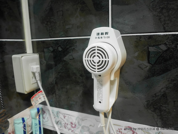 禪與松休閒養生會館:【景點】南投禪與松休閒養身會館@水里 : 最後的秘境?! 私人招待所變身檜木屋度假山莊 禪與松休閒養生會館:【景點】南投禪與松休閒養身會館@水里 : 最後的秘境?! 私人招待所變身檜木屋度假山莊