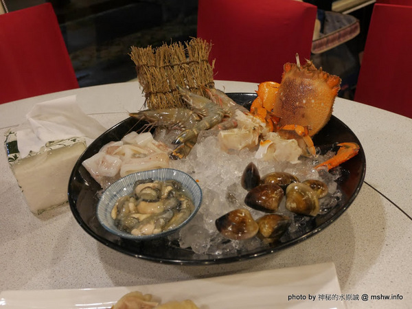 禪與松休閒養生會館:【景點】南投禪與松休閒養身會館@水里 : 最後的秘境?! 私人招待所變身檜木屋度假山莊 禪與松休閒養生會館:【景點】南投禪與松休閒養身會館@水里 : 最後的秘境?! 私人招待所變身檜木屋度假山莊