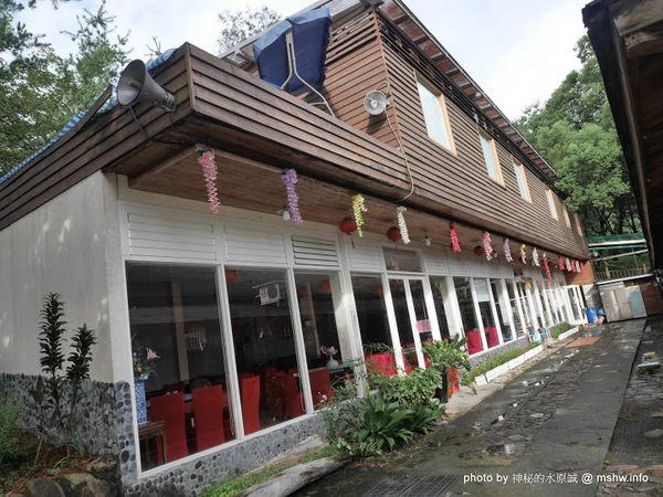 禪與松休閒養生會館:【景點】南投禪與松休閒養身會館@水里 : 最後的秘境?! 私人招待所變身檜木屋度假山莊 禪與松休閒養生會館:【景點】南投禪與松休閒養身會館@水里 : 最後的秘境?! 私人招待所變身檜木屋度假山莊