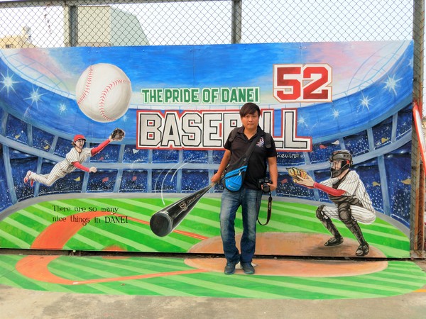 龍貓公車站:【台南大內景點】龍貓公車站~TOTORO還有各種卡通人物大集合 可愛又療癒的彩繪