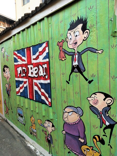 龍貓公車站:【台南大內景點】龍貓公車站~TOTORO還有各種卡通人物大集合 可愛又療癒的彩繪