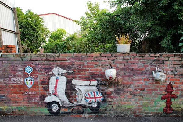 龍貓公車站:【台南大內景點】龍貓公車站~TOTORO還有各種卡通人物大集合 可愛又療癒的彩繪